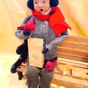 Vintage Byers Choice Caroler Figurine 1997  Man Feeding Cardinals On Bench